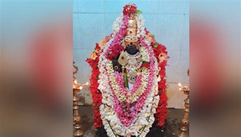பரமத்திவேலூர் பகுதி முருகன் கோவில்களில் சிறப்பு ஆராதனை | Namakkal ...