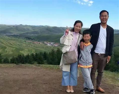 数万张流落的家庭老照片里，藏着中国人怎样的共同记忆？_凤凰网