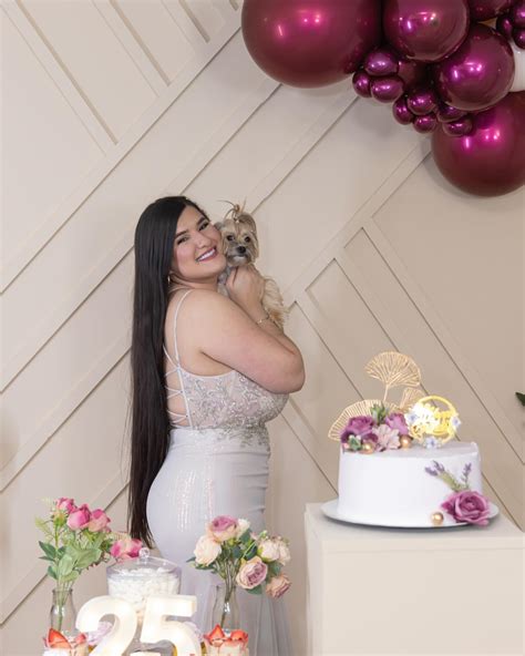 (@yesenia_castillo.oficial) • Instagram photos and videos