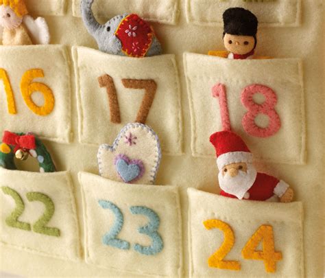 Felt Advent Calendar With Pockets - Printable Holiday Calendar