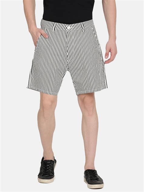 Men's Relaxed Fit Shorts – Levis India Store