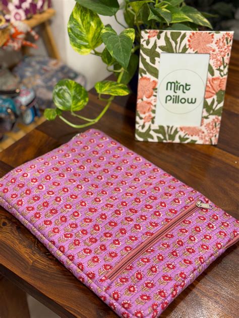 Laptop Sleeve – Mint Pillow