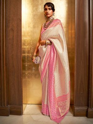 Buy Akhilam Womens Silk Blend Cream Woven Design Handloom Saree with ...