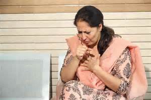 Sore Throat: Types, Symptoms, Causes, Treatment and Prevention