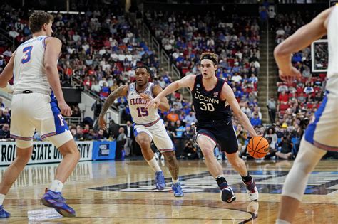 Florida Men's Basketball To Square Off Against UConn in Jimmy V Classic ...