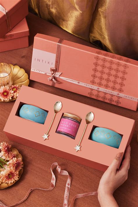 Shop with Ease: Find the Perfect Gift Box Online at Intiki