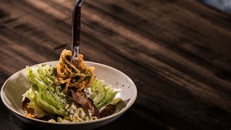 Downtown Chicago Restaurants | Loews Chicago Hotel