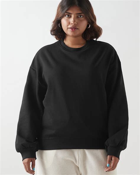 Buy Women's Black Oversized Plus Size Sweatshirt Online at Bewakoof