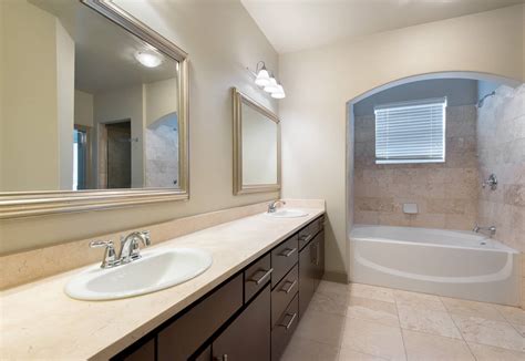 Photos and Tours of Lenox Farms | Braintree MA