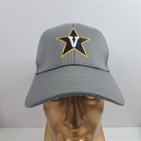 Vanderbilt University Commodores Fitted Under Armour Fitted S/M Cap Hat ...