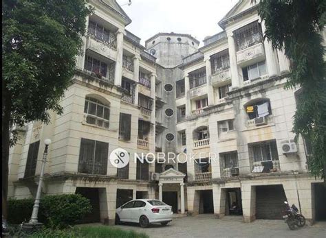 palace orchard Undri - Without Brokerage Semi-furnished 2 BHK Flat for ...