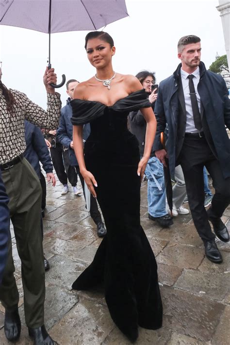 Zendaya Taps Into Old Hollywood Codes In Venice | Vogue