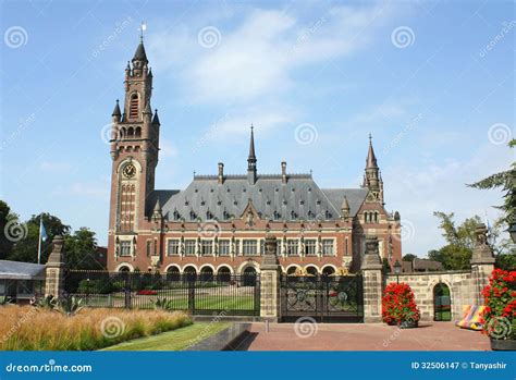 Where Is Located Icj