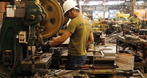 Timeless Craftsmanship: The Legacy of Hand-Built Vintage Jeeps in the Philippines - DAX Street