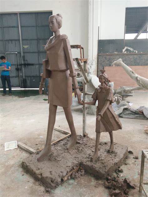 定制玻璃钢雕塑需要了解哪些方面_曲阳县华雄园林雕塑有限公司