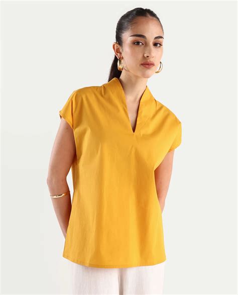Rareism Women's Buijit Yellow Polyester Blend V-Neck Plain Extended Sl