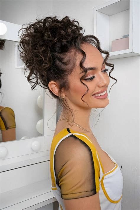 16+ Chic Curly Hair Bun Hairstyles to Try in 2026