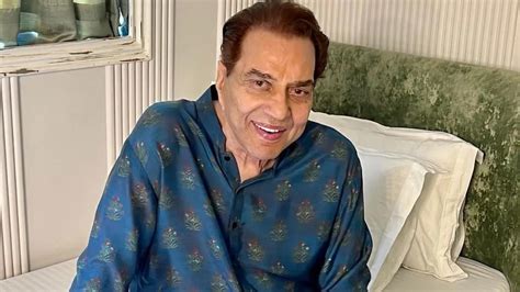 Dharmendra reveals he fractured his leg, worries netizens with a now ...