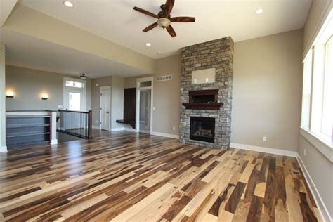 Best 13 Bellawood 3/4 in. Matte Brazilian Pecan Natural Solid Hardwood ...