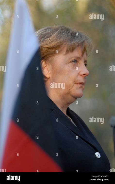 Angela Merkel 的图像结果