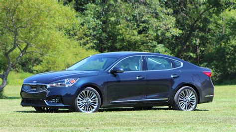 First Drive: 2017 Kia Cadenza