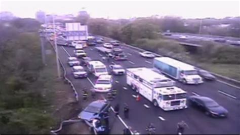 Crash, fuel spill cause backup on I-91 north in Meriden