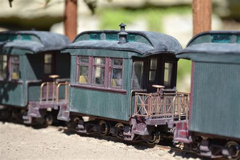 On30 Passenger Car Love these cars! | N scale model trains, Model train scenery, Model trains