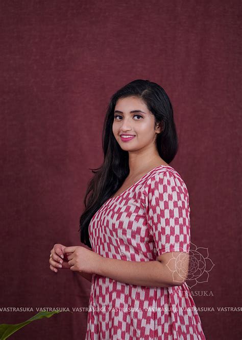 Peach Checks – Vastrasuka