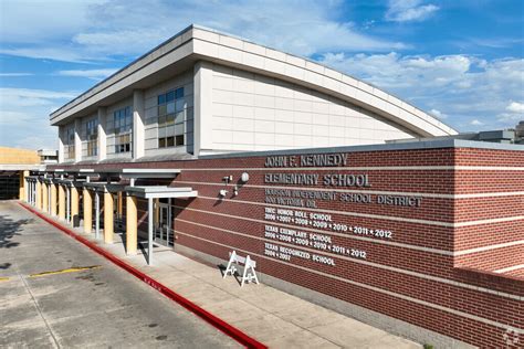 Samuel Kennedy Elementary School Computer Lab 的图像结果