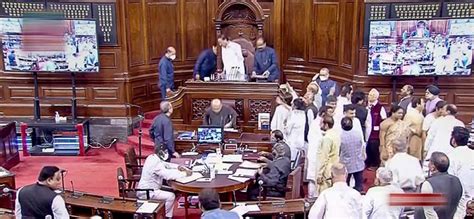 Home and Away, Here's How India's Lawmaking and Diplomacy Fared in 2022