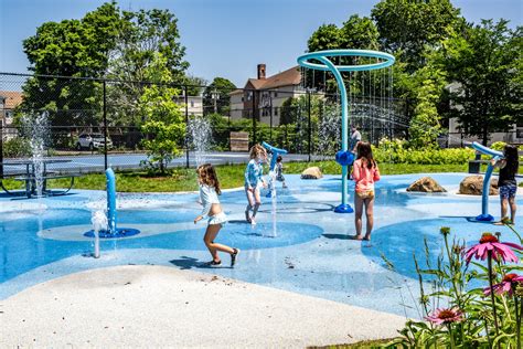 Barry Park Splash Pad | Brown, Richardson + Rowe