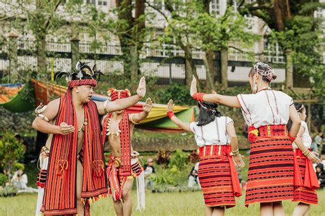 Native Indians 的图像结果