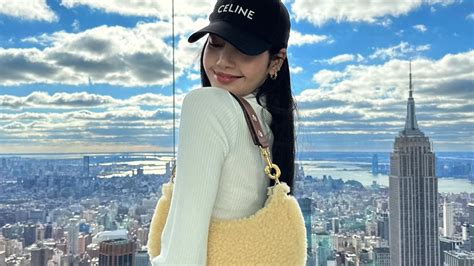 Lisa from Blackpink will inspire you to bring back the good old ...