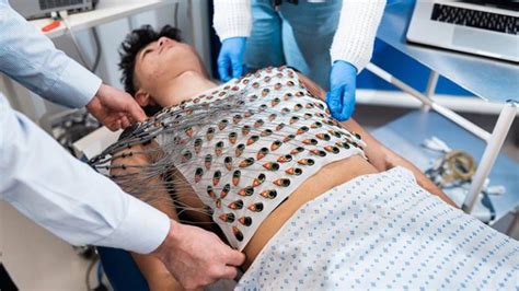 Vest with 256 sensors to detect early signs of heart muscle disease