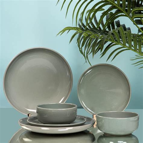 Shay Ceramic Dinner Set, 20 Pcs, Black Rim | Crockery Set For Dining ...