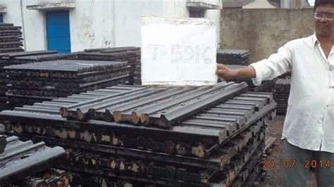 Railway Fish Plates - Combination Fish Plates Manufacturer from Kolkata