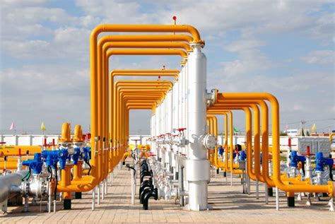 我国第一大气区--长庆油田年产天然气突破400亿立方米-新华网