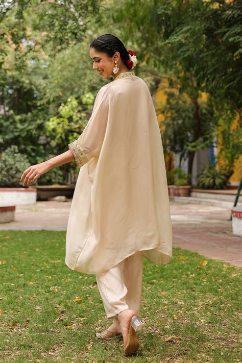 Beige Organza Silk Embroidered Kaftan Set – SCAKHI