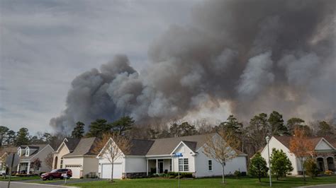 Garden State Parkway, Route 9 closed due to Barnegat wildfire