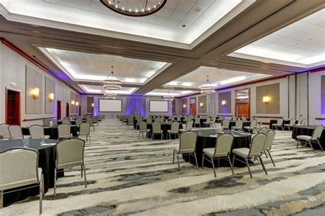 Ballroom 2, 3, 4 at The Chattanoogan Hotel, Curio Collection by Hilton ...