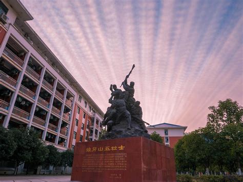 2022校友会湖南省大学排名，国防科技大学第一，湘潭大学跻身全国百强_腾讯新闻