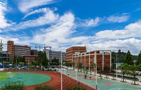 陕西省安康市唯一的本科院校-安康学院 - 知乎