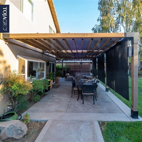 Cantilevered Modern Pergola Designs