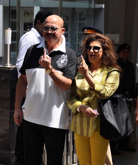 Bollywood Celebrities Cast their Vote for Lok Sabha Election 2014 ...