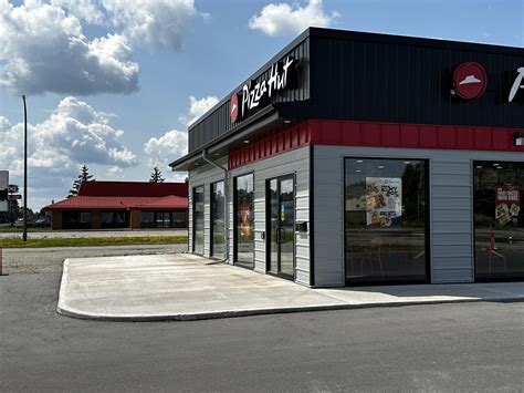 Old pizza hut beside new pizza hut. : r/mildlyinteresting