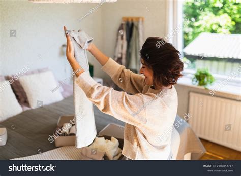 Clean Clothes 的图像结果