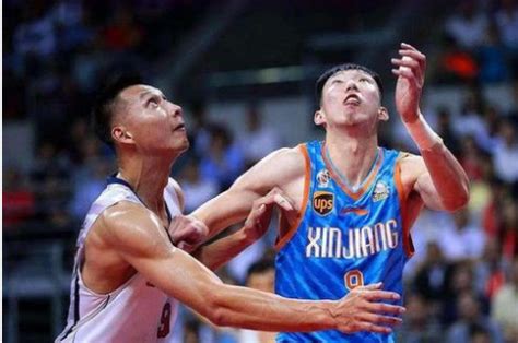 中国男篮77-73战胜韩国队，周琦拿到13分14篮板，易建联8分8篮板|篮板|周琦|韩国队_新浪新闻