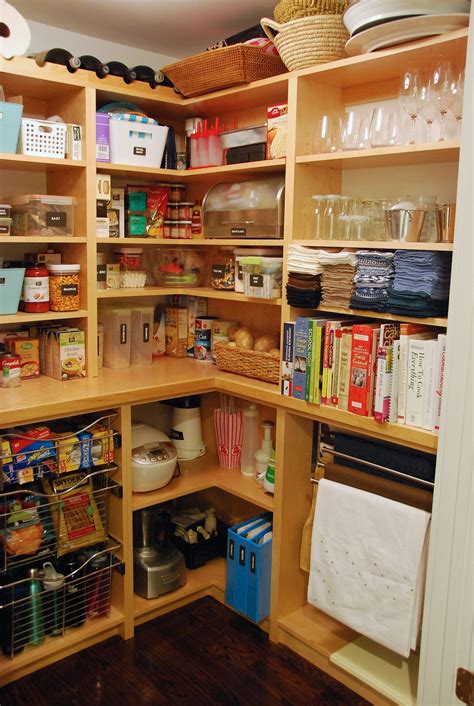 Containers for Storage Organizing 的图像结果