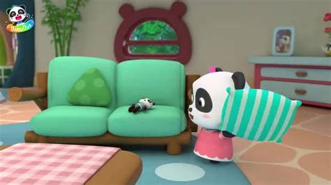 Baby Bus - Seri Keluarga Kiki - Panda Kecil Bermain Petak Umpet (2020)