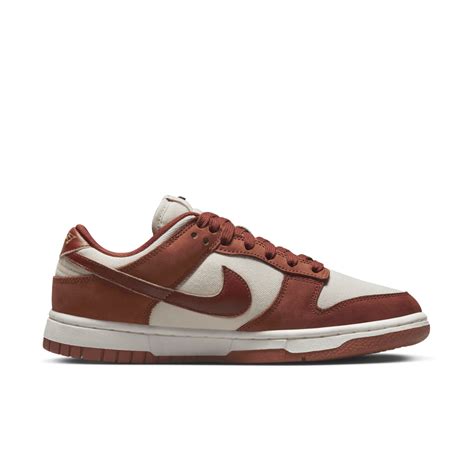 Women's Dunk Low 'Light Orewood Brown and Rugged Orange' (DZ2710-101 ...